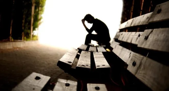 Ce legătură există între condiția fizică din copilărie și depresia de la maturitate