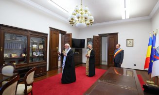 Moment emoționant: Primăria Turda, sfințită de Mitropolitul Andrei după lucrările de reabilitare