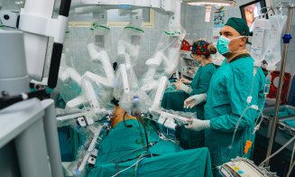 Performanță la Institutul Oncologic din Cluj! A fost realizată a 100-a operație asistată robotic