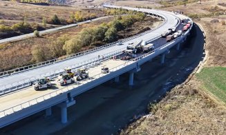 Se asfaltează cel mai lung viaduct de autostradă din România. Când vom putea circula pe A3 între Cluj și Zalău