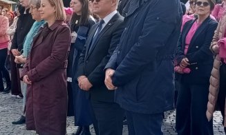 Eveniment în premieră în România, la Cluj-Napoca: 300 de oameni vor forma o panglică umană împotriva cancerului, în Piața Unirii. "Nimeni nu treb