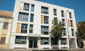 Clădirea UBB de pe strada Avram Iancu, modernizată din interior până la fațade