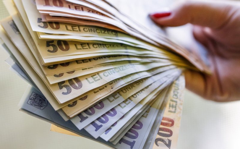 Cât câștigă clujenii: Salariul mediu trece de 6.800 de lei / Ce domeniu e în top