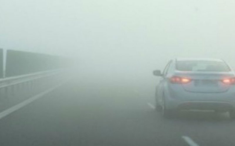 Cod galben de ceață în Cluj. Vizibilitate extrem de redusă în mai multe localități