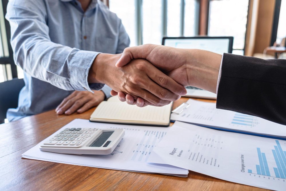 Externalizarea salarizării în România: de ce atât de multe companii aleg Smartree și nu revin la procesarea internă