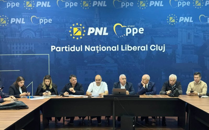 Întâlniri importante la sediul PNL Cluj. A participat și primarul Emil Boc