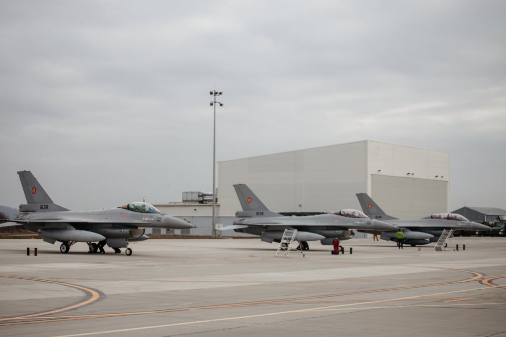 Dronă detectată în apropierea graniței României. Două avioane F-16 au decolat de la Câmpia Turzii